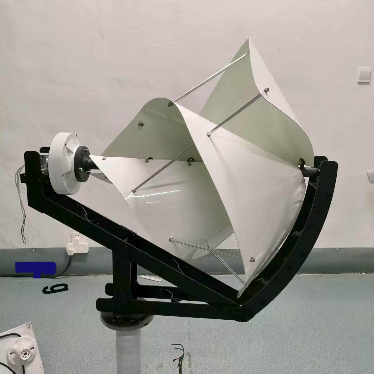 Free Energy 1000W Vertikalachs – Wind Turbine 1000W 24V Bewertung und Preis