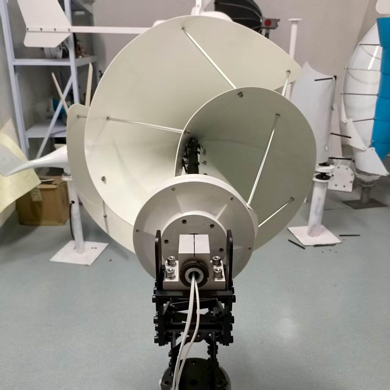 Free Energy 1000W Vertikalachs – Wind Turbine 1000W 24V Bewertung und Preis